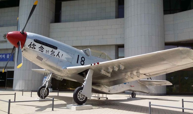 F51D 머스탱 건국기. 우리나라 공군이 미국으로부터 인수해 최초로 운용한 전투기다. 문화재청 제공