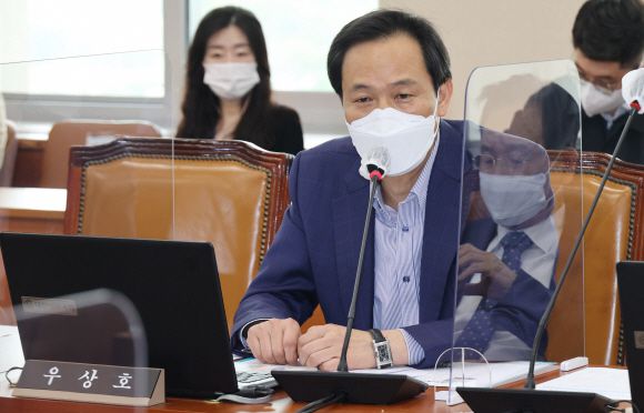 우상호 더불어민주당 의원. 2021. 4. 22 오장환 기자 5zzang@seoul.co.kr