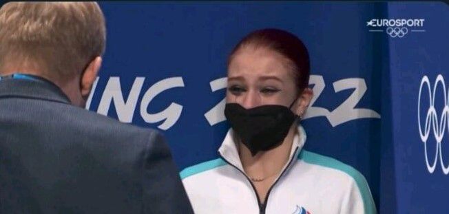 울고있는 트루소바 -