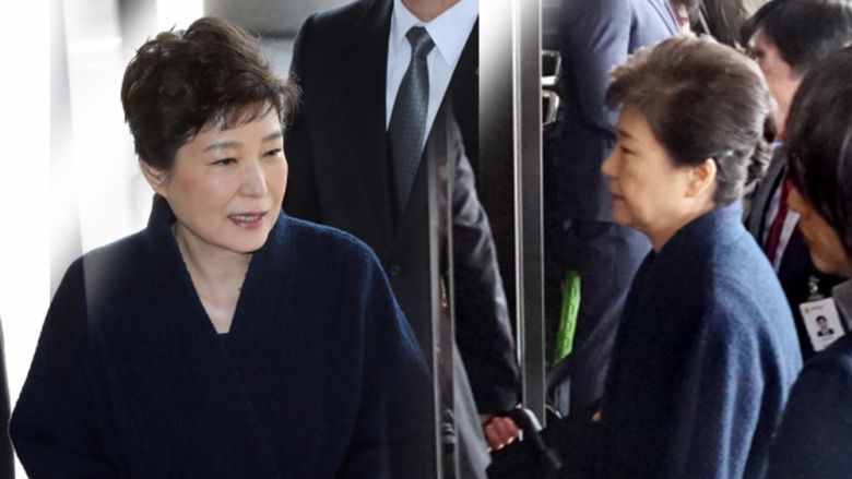 박근혜 전 대통령이 지난 2017년 3월 서울 서초구 서울중앙지방검찰청에 피의자 신분으로 출석하고 있던 모습이다. 공동취재. 서울신문DB