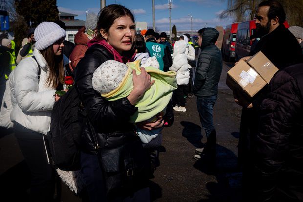 이 중 여성은 1만 9566명, 남성은 3373명, 미성년자는 1만 5600명으로 나타났다. 대부분 헝가리에서 슬로베니아를 거쳐 육로로 이탈리아 북동부에 입국했다./사진=이탈리아 내무부