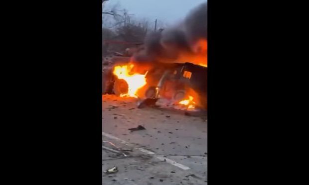 러시아의 우크라이나 침공 사태와 관련해 현지에 체류하며 실상을 알리는 영상을 제작 중인 중국인 왕지시엔 씨와 영상들/출처=왕지시엔 유튜브 캡쳐