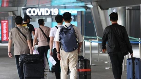 - 질병관리청이 현재 전세계 18개국에서 확산하고 있는 ‘원숭이두창’이 국내에도 유입될 가능성이 있다고 밝혔다. 연합뉴스