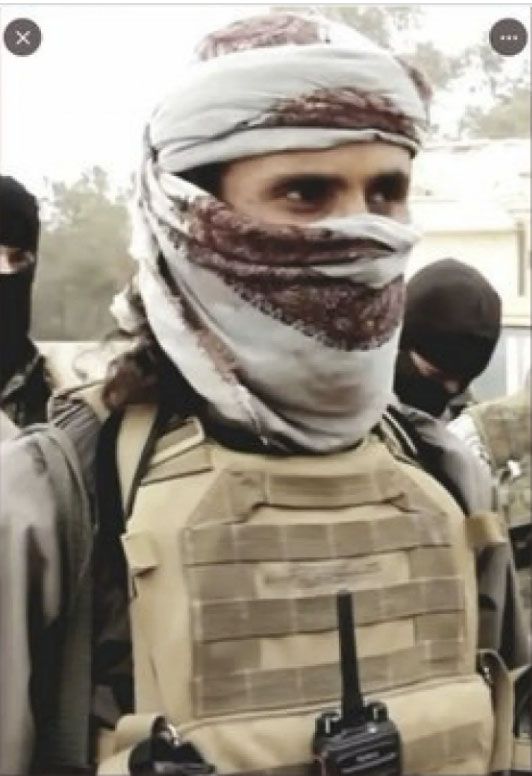 무장조직 후라스 알딘의 고위 지도자 아부함자 알예메니로 추정되는 남성의 모습.