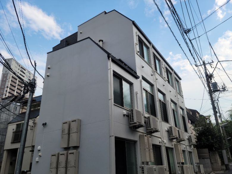 도쿄 기타신주쿠에 위치한 극소원룸 외관 - 일본 도쿄 기타신주쿠에 위치한 전용면적 9㎡ 극소원룸 외관.도쿄 김진아 특파원