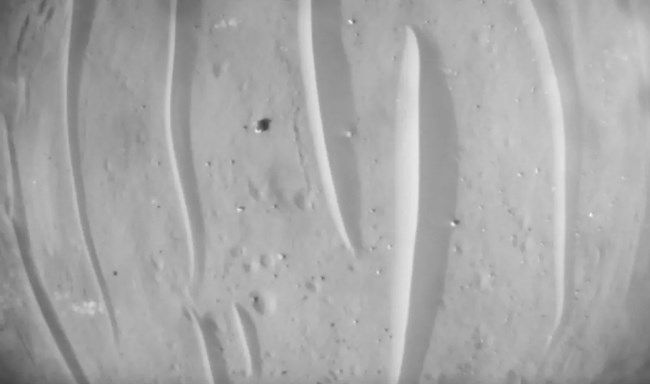 이번 40번째 비행에서 인저뉴어티가 내비게이션 카메라로 포착한 화성 표면. NASA