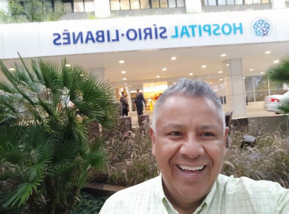 자신의 가짜 장례식 연 브라질 남성 - Baltazar Lemos 페이스북