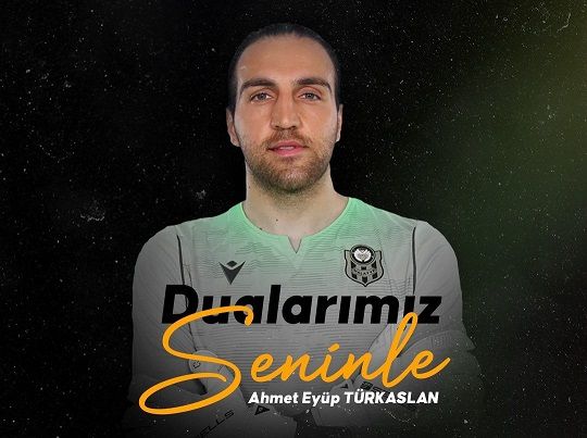 1994년생인 튀르카슬란은 2013년 프로 데뷔 이후 터키 리그에서 활동해왔고, 2021년부터 예니 말라티아스포르에 소속됐다.예니 말라티아스포르 공식 인스타그램