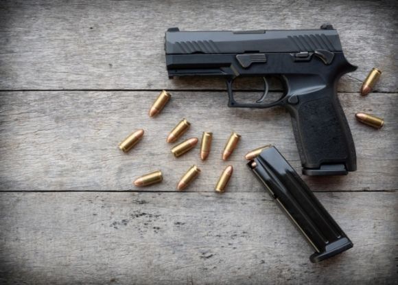총기 관련 사건 사고가 끊이지 않는 미국(위 기사와 관련 없음). 123rf