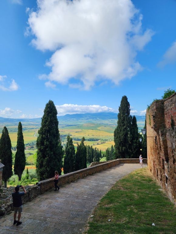 피엔차 성 안 전망대에서 바라본 평원의 풍광.