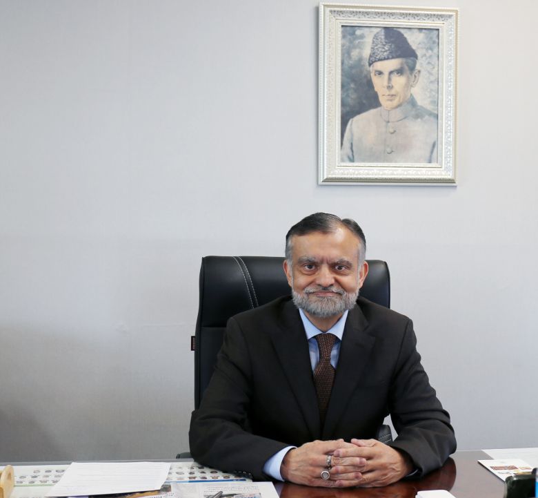 나빌 무니르(왼쪽) 대사가 파키스탄의 역사에 대해 이야기를 하고 있다.