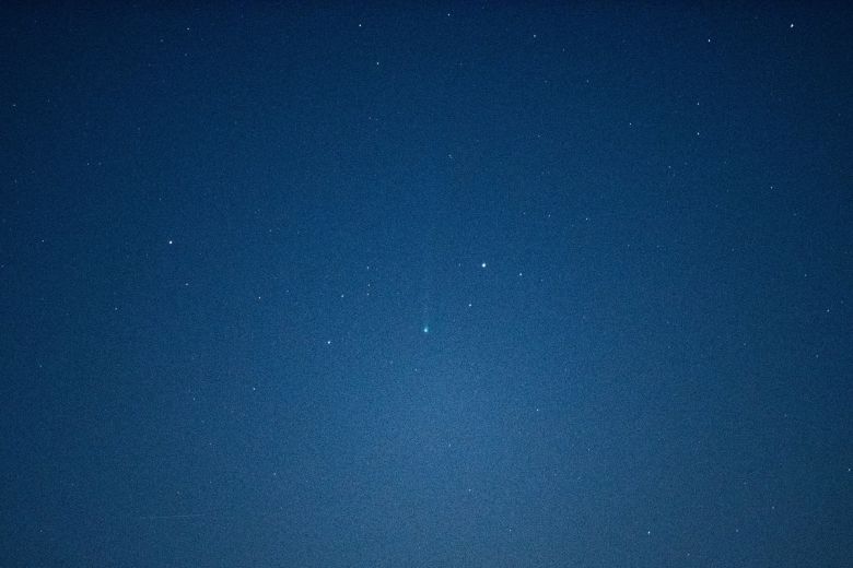 이탈리아 라퀼라에서 9월 7일 촬영한 혜성 C/2023 P1(니시무라).(사진/ Lorenzo Di Cola)