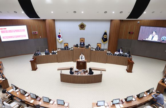 충남도의회 제347회 임시회가 열리고 있다. 도의회 제공