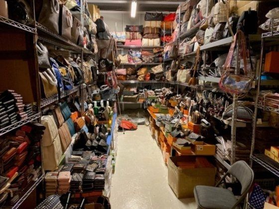 미 뉴욕 당국에 의해 적발된 명품 모조품들. 뉴욕 남부지방검찰청 홈페이지 캡처