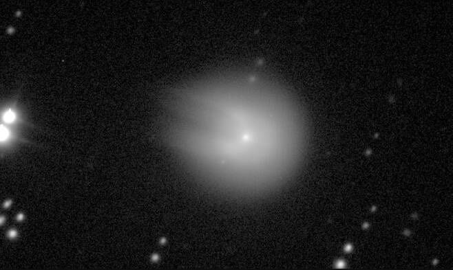 지난 10월 7일 촬영된 12P/ 폰스-브룩스 모습