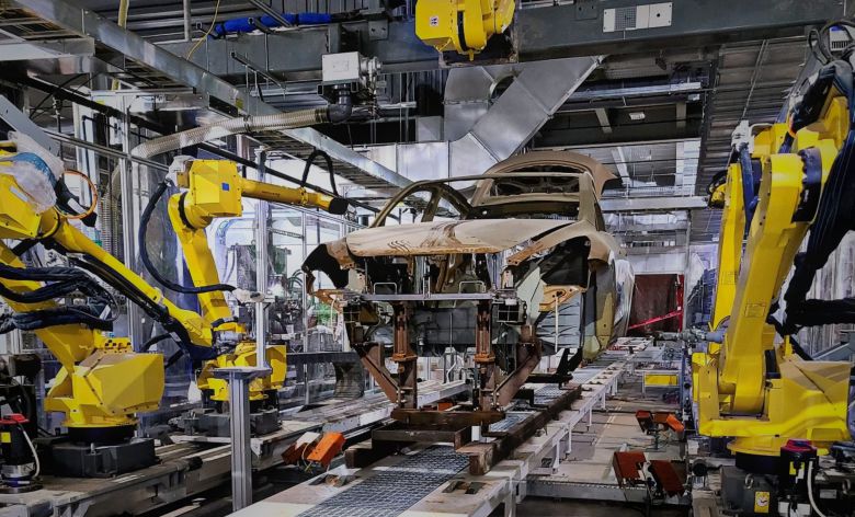 미국 텍사스주에 있는 테슬라 기가팩토리 생산공장 내부 자료사진