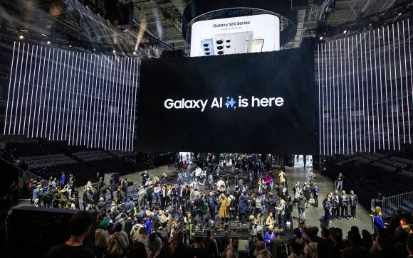 미국 세너제이에서 열린 ‘갤럭시 언팩 2024’ - 지난 17일(현지시간) 미국 새너제이에 위치한 SAP센터에서 개최된 ‘갤럭시 언팩 2024(Galaxy Unpacked 2024)’ 행사에서 글로벌 미디어와 파트너들이 제품 체험존으로 입장하고 있다. 새너제이 연합뉴스