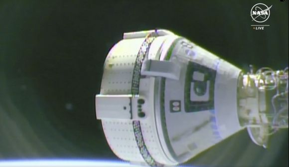 지난 6일 국제우주정거장과 도킹을 준비 중인 스타라이너의 모습. NASA