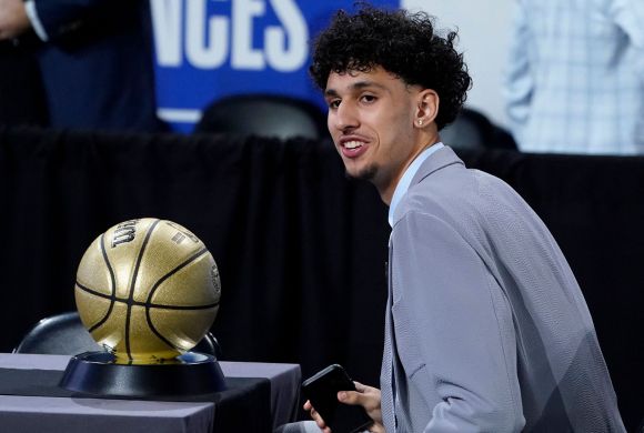27일(한국시간) 미국프로농구(NBA) 2024년 신인 드래프트에서 전체 1순위로 애틀랜타 호크스의 지명을 받은 자카리 리자셰. 브루클린 AFP 연합뉴스