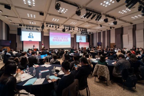 지난 11일 한국프레스센터 20층 국제회의장에서 개최된 ‘서울시 중장년 정책 포럼 2025’