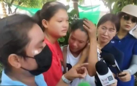 미얀마의 강진 여파로 태국 방콕의 고층 건물이 붕괴된 가운데, 실종된 남편과 아들을 찾기 위해 미얀마에서 방콕까지 4일간 도보로 이동한 여성은 숨진 남편의 불륜 사실을 알게 돼 큰 충격에 빠졌다