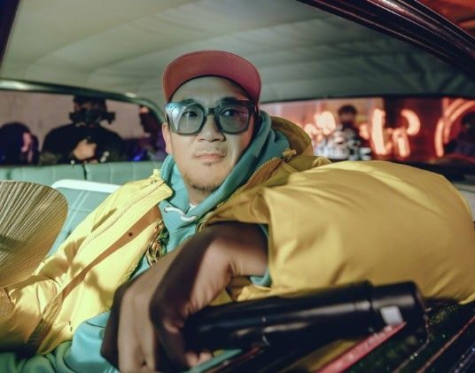 그룹 DJ DOC 이하늘. 펑키타운 엔터테인먼트 홈페이지 캡처