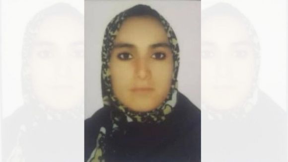 아프가니스탄에서 강제결혼 내몰려 분신자살을 선택한 20세 여성 아비다. 출처=아무TV