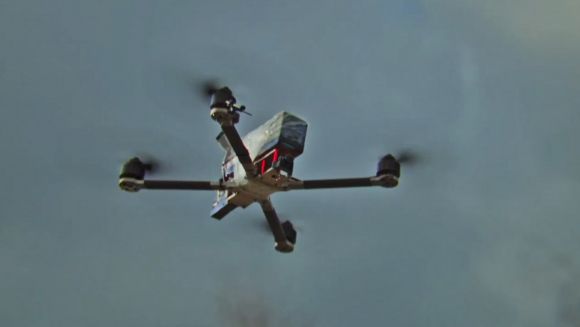 30일(현지시간) 고려인 3세 방송인이자 정치인인 마리나 김(42)은 “전 세계 독점”이라며 쿠르스크에서 직접 만난 북한군 동영상을 공개했다. 영상에는 러시아군과 드론 대응, 전자전 상황 적응 등 현대전 전술 훈련 중인 북한군 모습이 담겼다. 2025.4.30 마리나 김