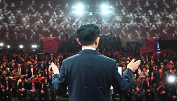 김문수 국민의힘 대선 후보가 3일 경기 일산 킨텍스에서 열린 제5차 전당대회에서 최종 후보로 확정된 뒤 수락연설을 하고 있다. 2025.5.3 홍윤기 기자