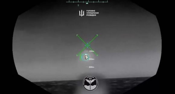 우크라이나 국방부 정보총국(HUR)이 해상 드론으로 러시아 전투기를 격추하는 모습이라고 공개한 영상. 우크라이나 국방부 정보총국 엑스(X) 캡처