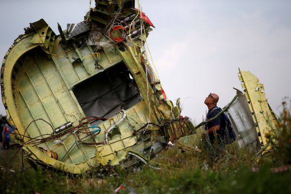 피격된 말레이 MH17편 여객기. 로이터 연합뉴스 자료사진