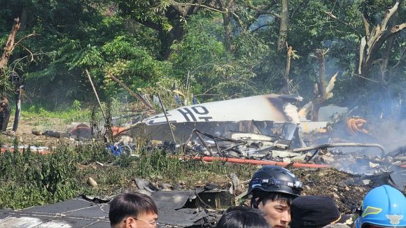 29일 오후 1시 35분쯤 경북 포항 남구 동해면 야산에 해군 해상 초계기 (P-3C)가 추락해 전소됐다. 2025.5.29 뉴스1