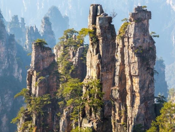 중국 후난성 장자제 국립공원 안에 있는 위안자제(원가계). 영화 ‘아바타’의 배경이 된 곳이다. 보물섬투어 제공