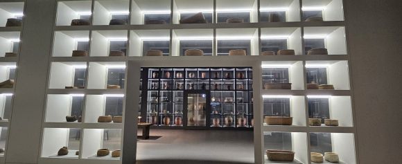 설문대할망전시관 내부 설문대할망의 보물함의 모습. 제주 강동삼 기자