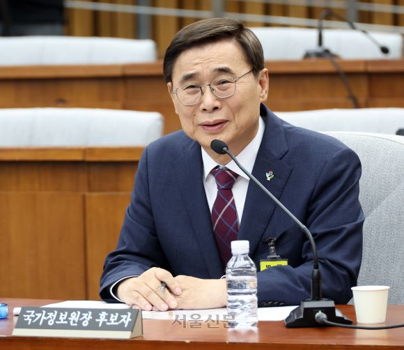 이종석 국가정보원장 후보자가 19일 국회에서 열린 인사청문회에서 의원 질의에 답하고 있다. 2025.6.19. 안주영 전문기자