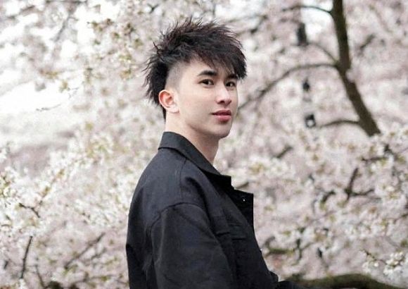 영국과 중국에서 최소 10명의 여성에게 약물을 먹이고 강간한 혐의로 19일(현지시간) 영국 이너런던 형사법원에서 무기징역을 선고받은 중국인 유학생 쩌우전하오. 2025.3.5 로이터 연합뉴스(런던경찰청 제공)