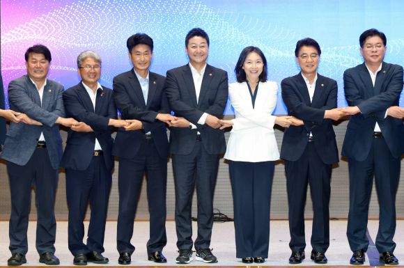 ‘대한민국 시도의회 의장협의회 제4차 임시회’에서 김진경 의장.  (사진=경기도의회)