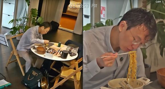 10일 유튜브 채널 ‘슬슬: 슬로우 라이프’에 출연한 정희원 서울아산병원 노년내과 교수가 라면을 끓여먹고 있다. 2025.6.10 유튜브