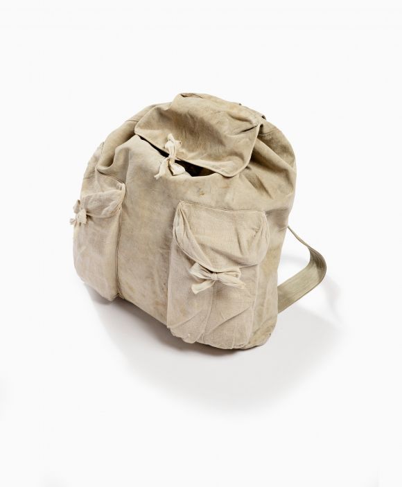 석주명 선생의 배낭. 국립제주박물관 제공