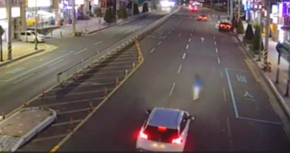 범행 모습. 2025.7.7. 경남경찰청 제공