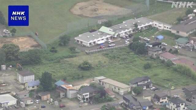 지난 12일 새벽 홋카이도에서 신문 배달원인 52세 남성이 불곰에게 습격당해 사망했다.  사진은 사건 현장의 모습. NHK 캡처