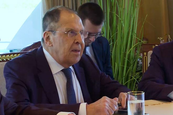 세르게이 라브로프 러시아 외무장관이 12일 김정은 북한 국무위원장과 회담하고 있다. 2025.7.12 러 외무부 영상