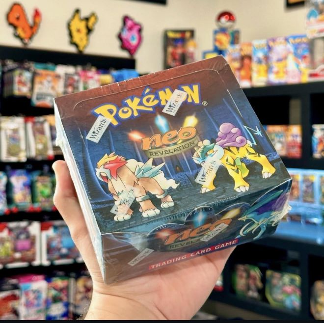 네오 리벨레이션 언리미티드 부스터 박스라는 이름의 빈티지 포켓몬 카드 박스 세트는 시세가 최소 410만원에서 최대 550만원에 형성돼 있다. 출처=퍼스트 에디션 컬렉터블스 페이스북