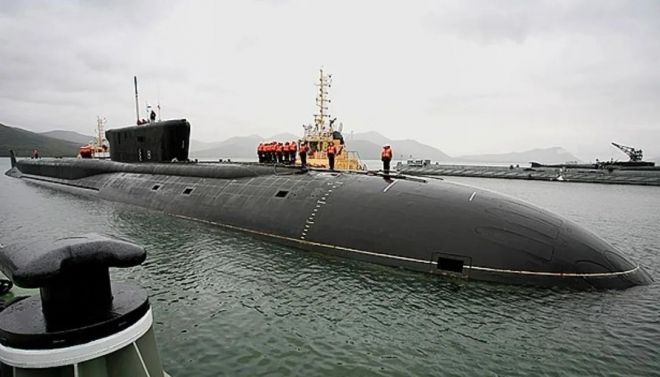 2015년 9월 30일 빌류친스크에 정박해 있는 알렉산드르 넵스키 보레이급 핵잠수함. 자료사