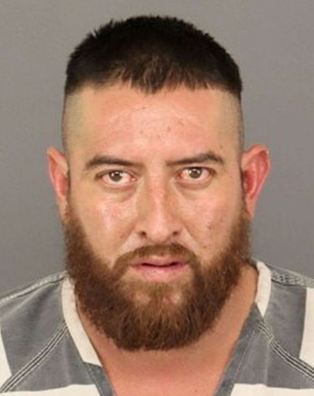 31일(현지시간) 밤 9시 15분쯤 미국 콜로라도주 덴버국제공항 근처에서 불특정 다수의 항공기에 레이저를 발사한 혐의로 호세 알론소 두아르테-캄포스(41·사진)가 체포됐다. 2025.8.1 콜로라도주순찰대(CSP)