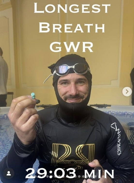 크로아티아의 프리다이버 비토미르 마리치치가 단 한 번의 숨으로 물 속에서 29분 3초를 버티며 기네스 세계기록을 경신했다. 인스타그램 캡처