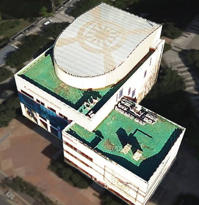 서울 용산구 통일교 건물 옥상 문양. 2025.9.1 서울시 S-맵/뉴시스