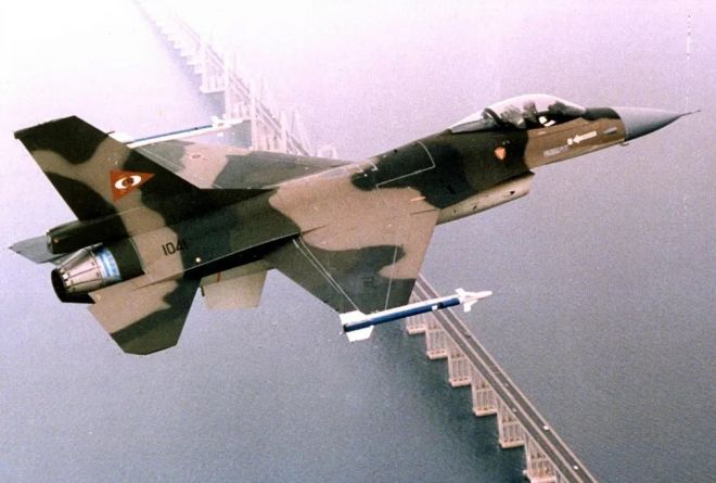 베네수엘라 F-16A의 초기 사진.  베네수엘라 공군 제공