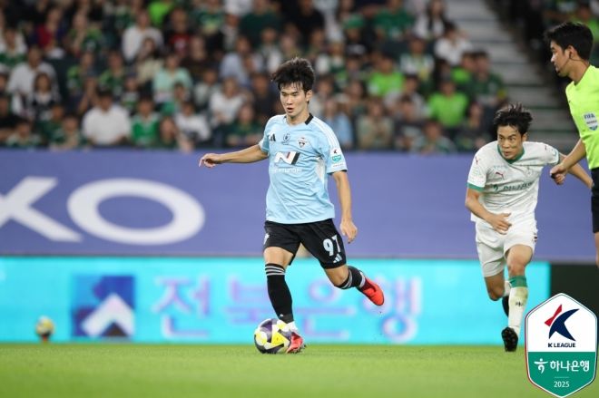 김진규. 한국프로축구연맹 제공