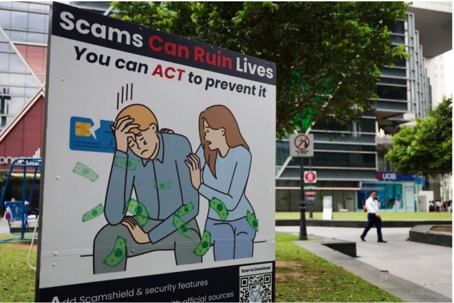 스캠 범죄자에게 최소 6대에서 최대 24대의 태형을 부과하는 형법 개정안이 4일 싱가포르 의회를 통과했다. 자료사진